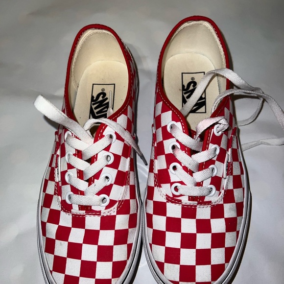 Vans - Picture 5 of 10